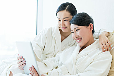女人裸体  AI去衣,AI去衣引争议，隐私伦理谁之过？-1