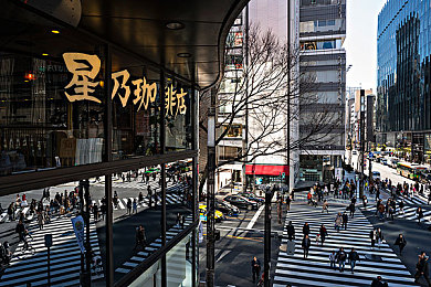男生把困困到女生困困里视频,神秘视频走红，休闲游戏引关注-1