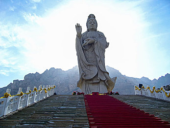 Japanese 老师:日语达人小林:文化融入课堂,教学成果斐然-2